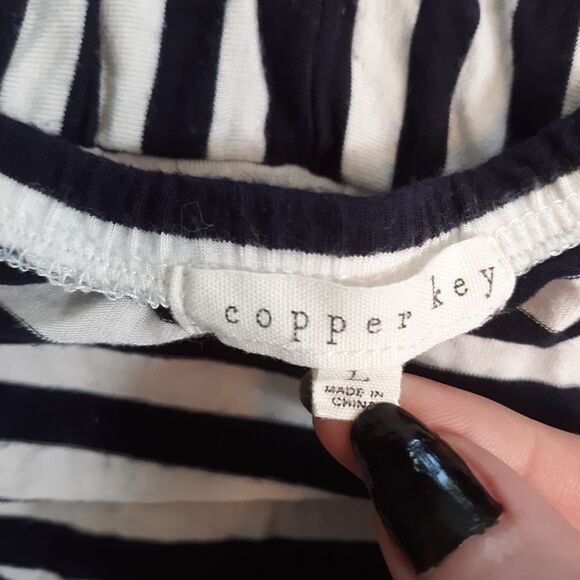 Copper Key striped romper - Picture 5 of 5